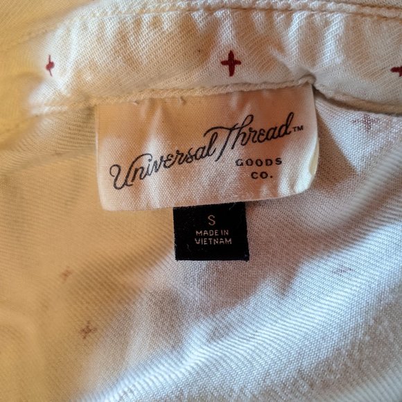 Universal Thread Cropped Button Up Shirt - Size S - Picture 4 of 4